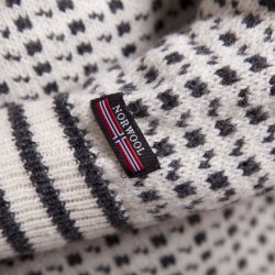 Sweater, rund hals. 100% Ren Ny Uld