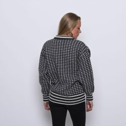 Sweater, rund hals, 100% Ren Ny Uld.