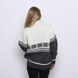 Sweater med kort lyn i 100% Ren Ny Uld. 