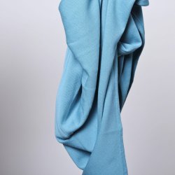 Trekantsjal m. kvaster, 100% merinould fra Micha. Turkis