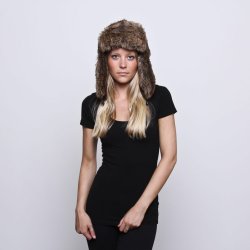 Pelshat, fakefur, brunmeleret