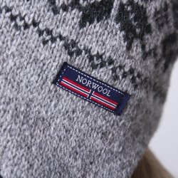 Hue m. stjerner, 100% Ren Ny Uld