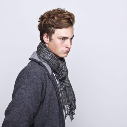 Halstrklde, grternet, 100% Ren Ny bld Uld