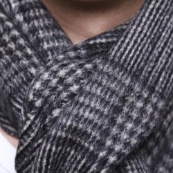 Halstrklde, grternet, 100% Ren Ny bld Uld