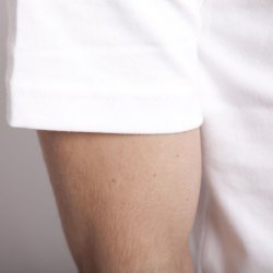 � Nature t-shirt i 100% super bl�d bomuld