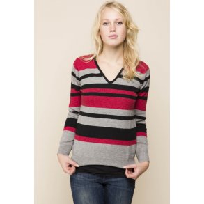 100% lammeuld. Bluse med v-hals. Rd - gr - sort stribet