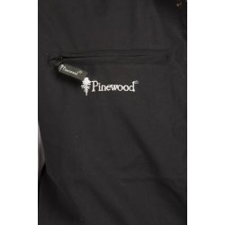 Sort vildmarksvest med mange lommer. T/C vest