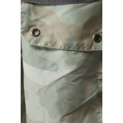 Shorts i camouflage grnlige farver. Gode lommer