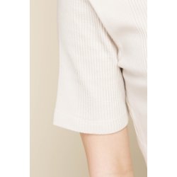 Micha rib t-shirt med flot stolpelukning. Tilbud