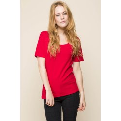Rd t-shirt med firkantet hals. Micha. Tilbud