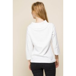 3/4 T-shirt fra Micha med flot detalje ved hals. Klassisk hvid. Tilbud. 