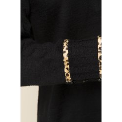 Sort uld strik med flot leopard fake bes�tning. Tilbud