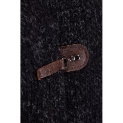 Fed strikket jakke / cardigan med htte og flotte lukninger. 100% uld. koks. Tilbud