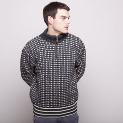 Strikket tr�je med kort lyn. 100% Ren Ny Uld. Tilbud