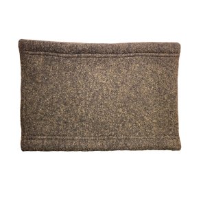 Halsedisse i 100% super bld merionuld. Opbrstet kvaltitet.  Nature PETROL