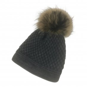 Hue m. uld og pompon af canadisk vaskebj�rn. CHARCOAL. TILBUD