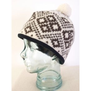 Strikhue med islandsk mnster. 100% uld. Tilbud.